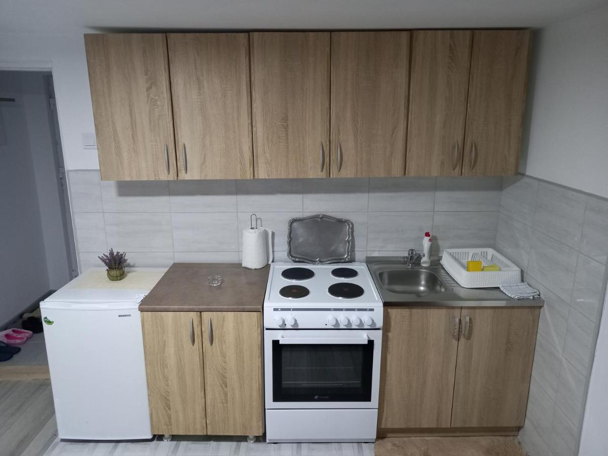 Apartamento Mala Kuca Foca Exterior foto