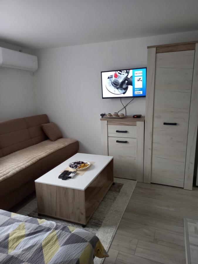 Apartamento Mala Kuca Foca Exterior foto